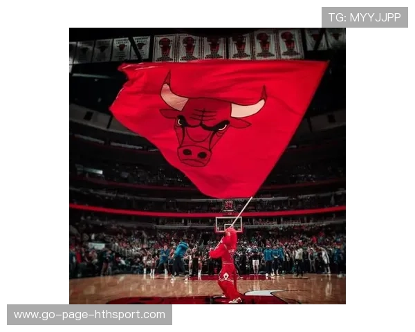 拉文突破暴扣得手，公牛主场沸腾，拉文40分 公牛大胜雷霆 新闻