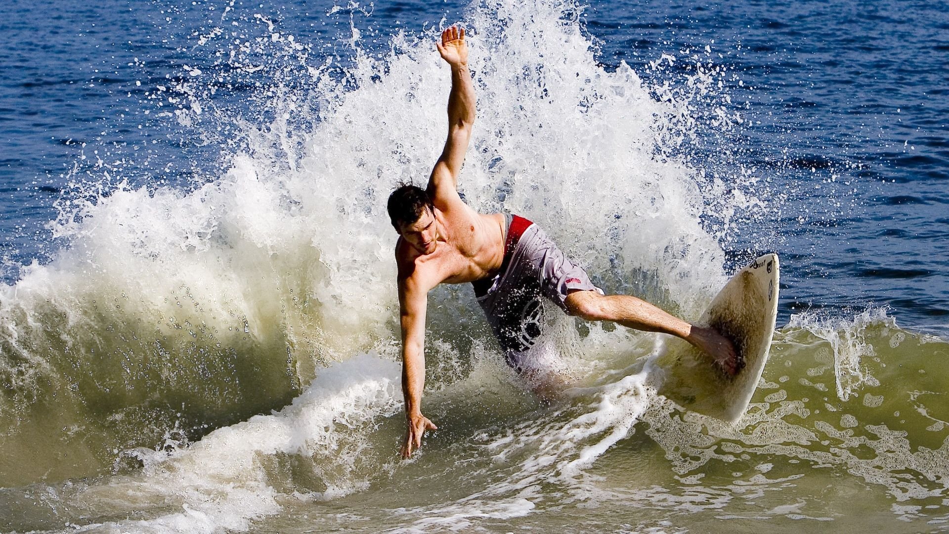 世界杯“最会说中文的外援”走红 可能成为未来中超引援对象