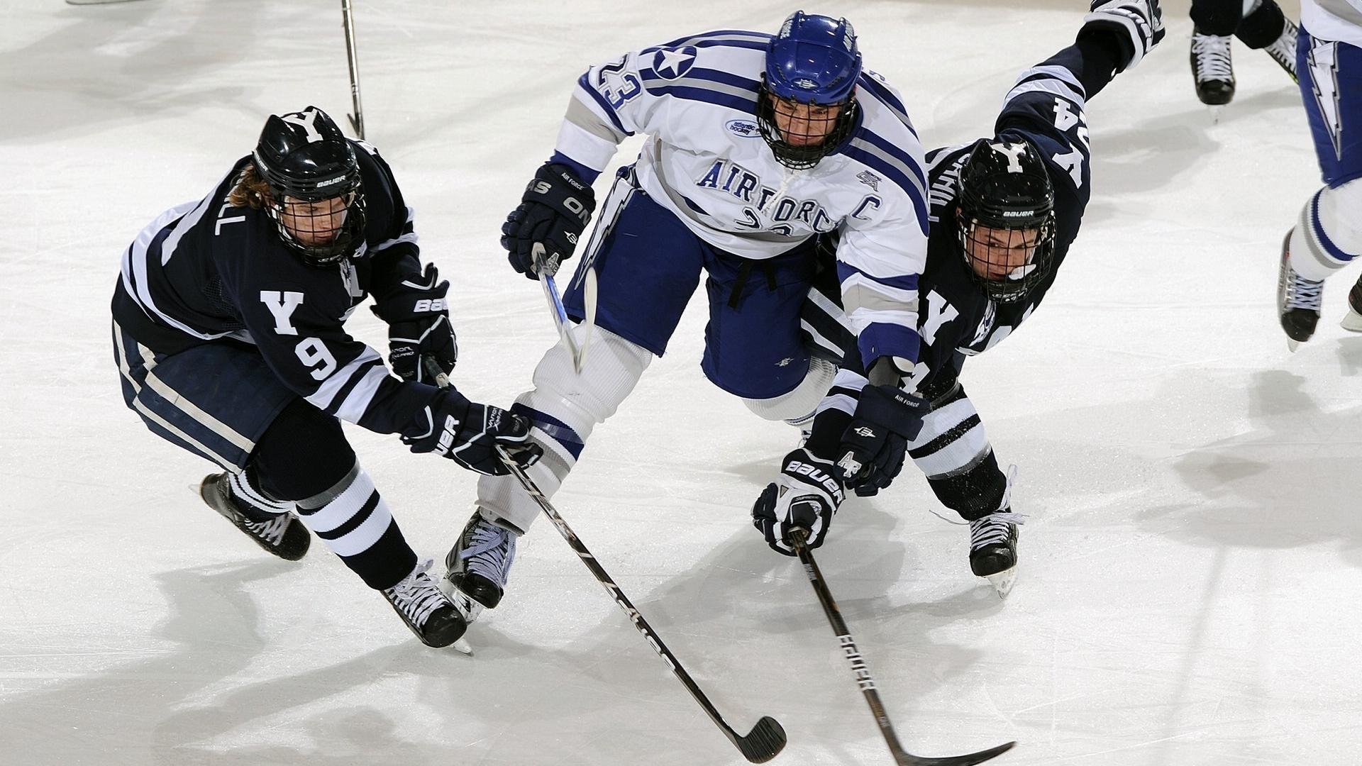利物浦主场大胜振奋士气